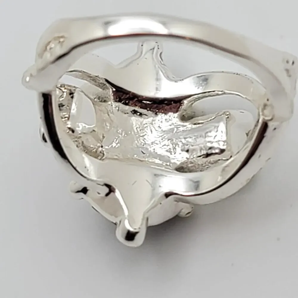 Avon Shades of Blue Entwined Shimmer Ring New Old Stock  Size 6